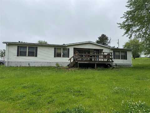 8471 Lakeshore Drive, Dexter, IA 50070