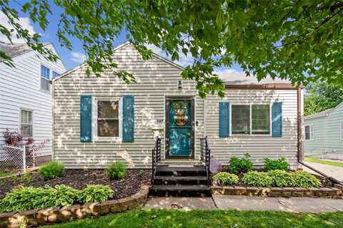 2609 48th Street, Des Moines, IA 50310