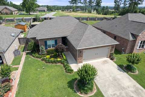 20 Highland Village Dr, Ellisville, MS 39437