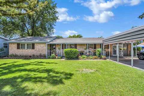 606 E Indiana St, Walters, OK 73572