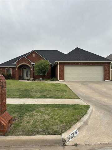 3703 NE Cypress Ln, Lawton, OK 73507