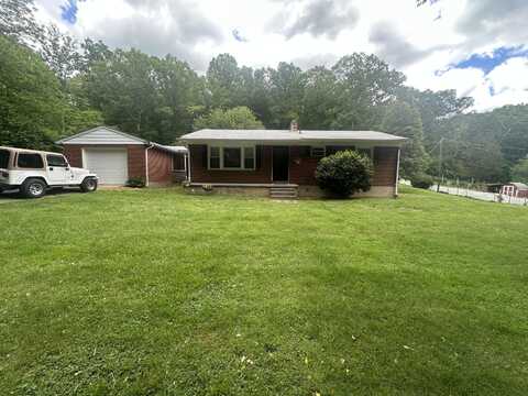 1521 Mountain View Dr, Covington, VA 24426