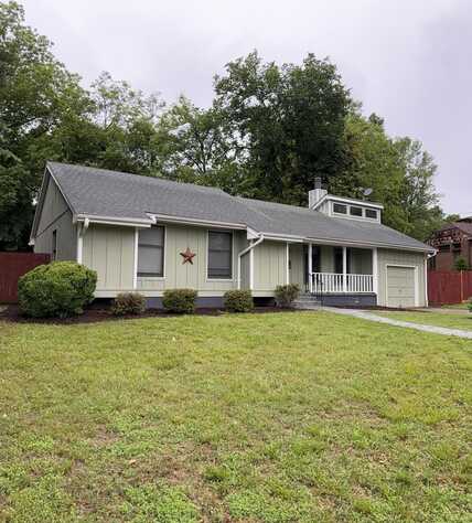 182 WESTHAMPTON AVE, Danville, VA 24541
