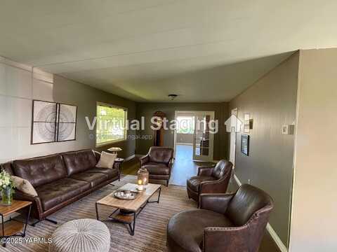 1257 WA-821, Yakima, WA 98901