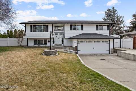 4704 W Prasch Ave, Yakima, WA 98908