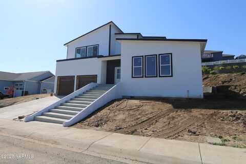 1106 Heritage Hills Ln, Selah, WA 98942