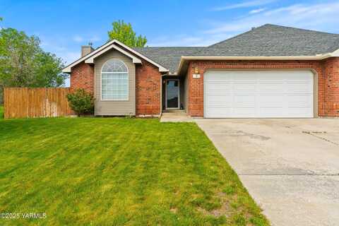 2 N 74th Ave, Yakima, WA 98908