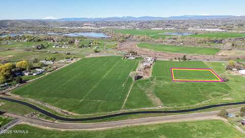 Nna E Selah Rd, Yakima, WA 98901