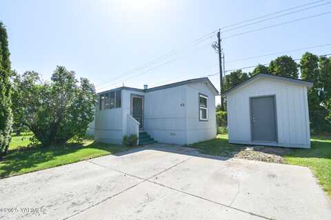 7610 W Nob Hill Blvd, Yakima, WA 98908