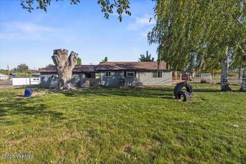 909 Appleway Rd Rd, Grandview, WA 98930