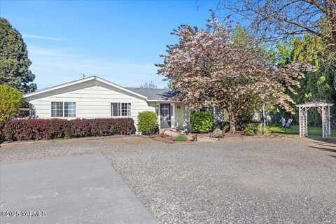 10401 N 1739 PR NW, Grandview, WA 98930