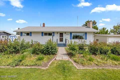 701 W Concord Ave, Grandview, WA 98930