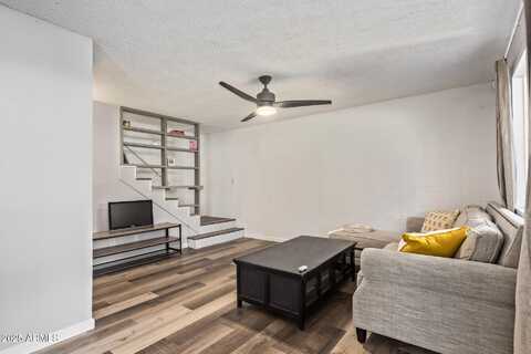 8538 E PORTLAND Street, Scottsdale, AZ 85257