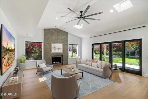 3612 E PIERSON Street, Phoenix, AZ 85018