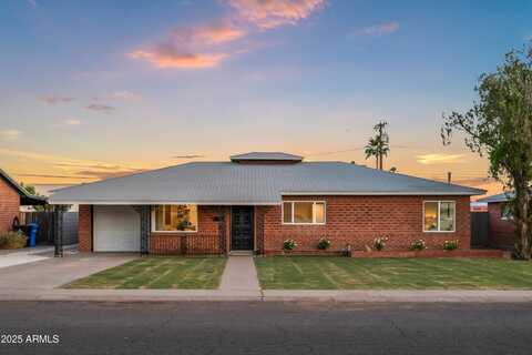 2225 E Monterosa Street, Phoenix, AZ 85016