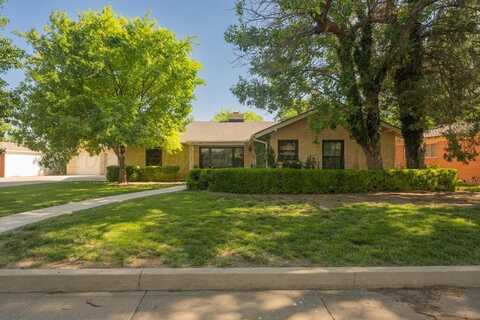 2406 5TH Avenue, Canyon, TX 79015