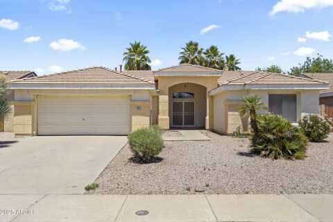 836 W COOLEY Drive, Gilbert, AZ 85233