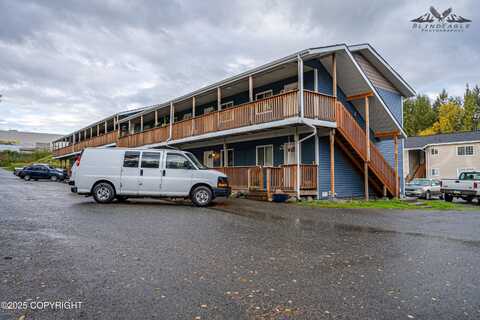 2651 E Quiet Circle, Wasilla, AK 99654