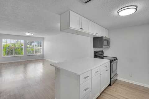 6315 La Costa Drive G, Boca Raton, FL 33433