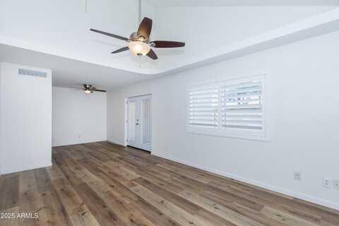 222 W BROWN Road, Mesa, AZ 85201