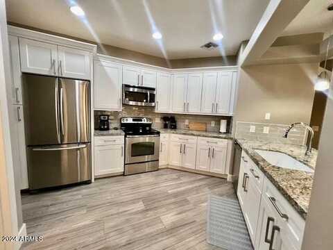 11500 E COCHISE Drive, Scottsdale, AZ 85259