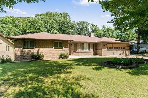 4 Wincanton LN, Bella Vista, AR 72715