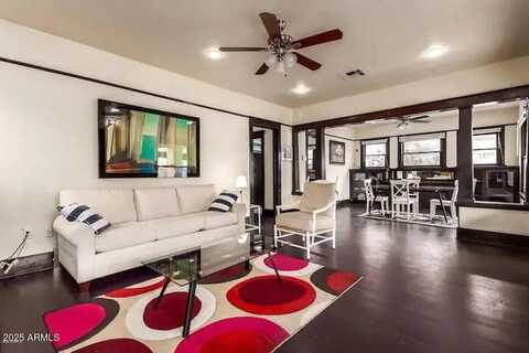122 N 9TH Avenue, Phoenix, AZ 85007
