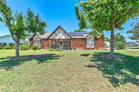 2001 W Magnolia ST, Rogers, AR 72758