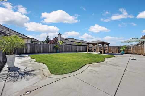 1482 Crimson Lane, Manteca, CA 95337