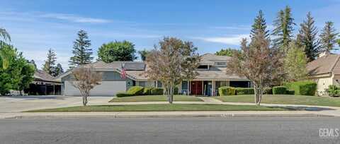 11520 Pinehaven Avenue, Bakersfield, CA 93312
