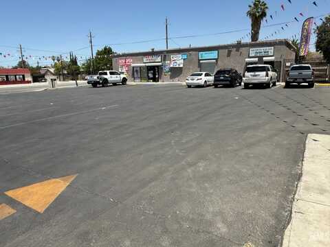 1700 Niles, Bakersfield, CA 93305