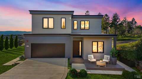 3720 Stanhope Court, Santa Rosa, CA 95404