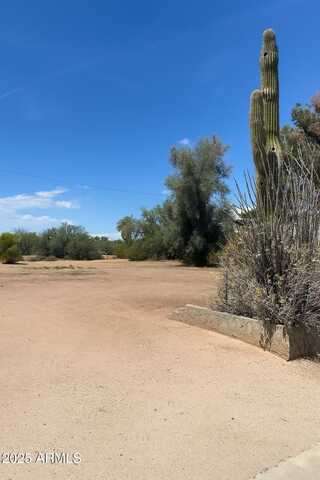 318 N 83RD Place, Mesa, AZ 85207