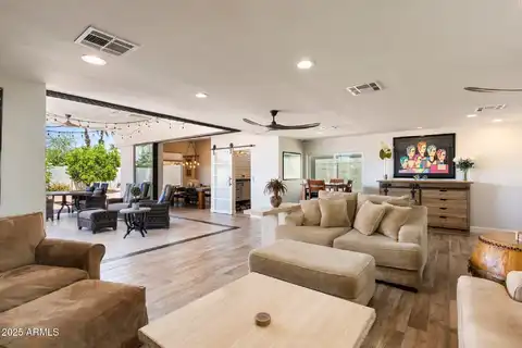 7510 E LARKSPUR Drive, Scottsdale, AZ 85260