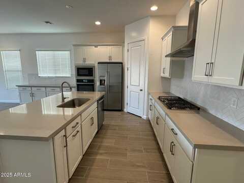 11438 E UTOPIA Avenue, Mesa, AZ 85212