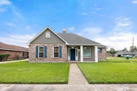 3243 Camelia St, Zachary, LA 70791