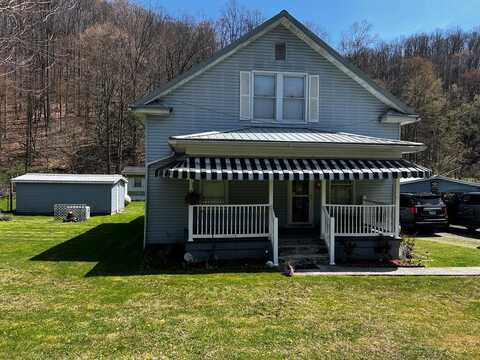 214 Westlake Rd, ANSTED, WV 25812