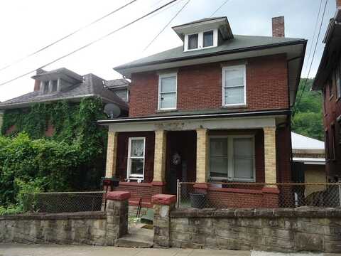 5 Hobart Street, WELCH, WV 24801