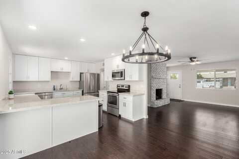 4243 W SHERIDAN Street, Phoenix, AZ 85009