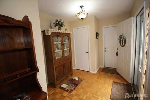 816-C Deal Road, Monroe, NJ 08831