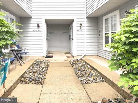 5807 ADELAIDE DRIVE, MOUNT LAUREL, NJ 08054