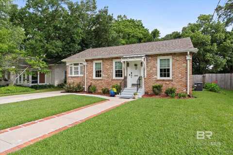 1910 Hunter Avenue, Mobile, AL 36606
