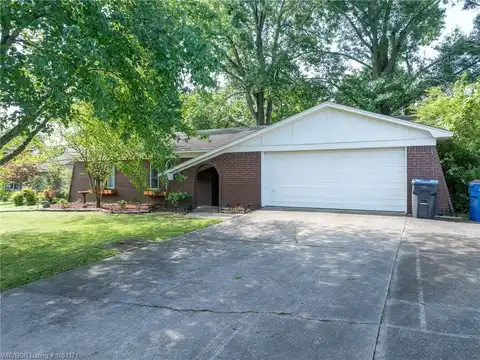9112 Skypark DR, Fort Smith, AR 72903