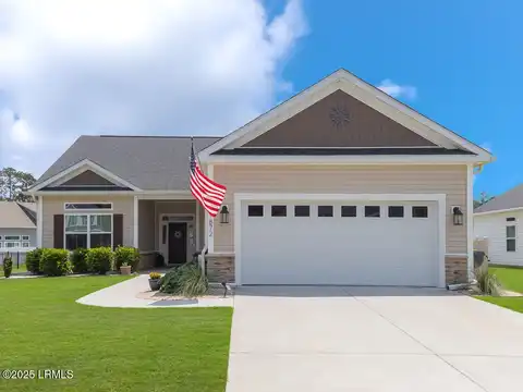 1872 Hearthstone Lake Drive, Ridgeland, SC 29936