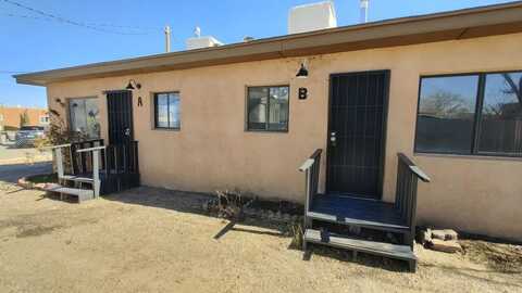 820 APACHE Avenue NW, Albuquerque, NM 87102
