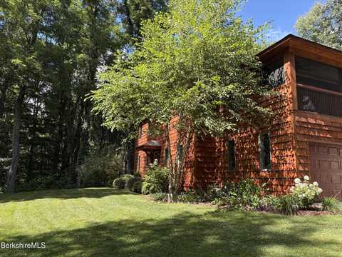 188 Hillsdale Rd, Egremont, MA 01230