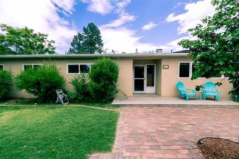 4601 Royene Avenue NE, Albuquerque, NM 87110