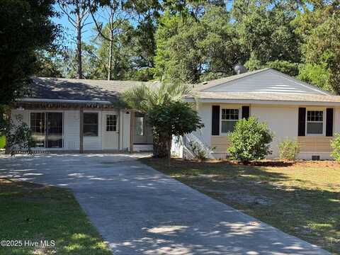 106 Cape Fear Drive, Southport, NC 28461