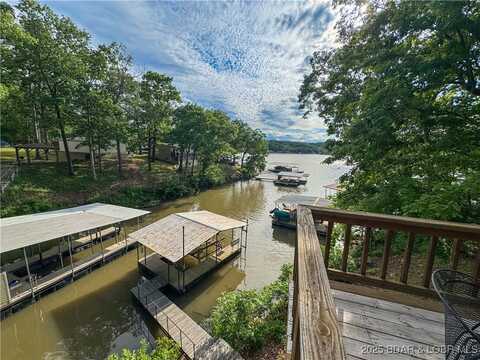 3501 Dogwood Point Rd, Stover, MO 65078