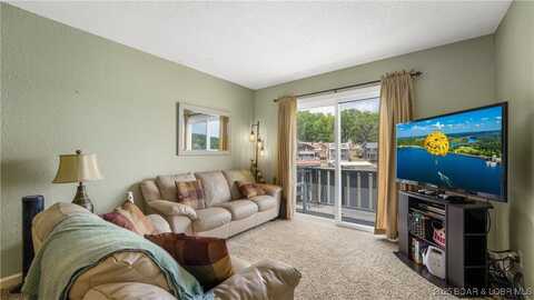 86 Henry's Way, Linn Creek, MO 65052